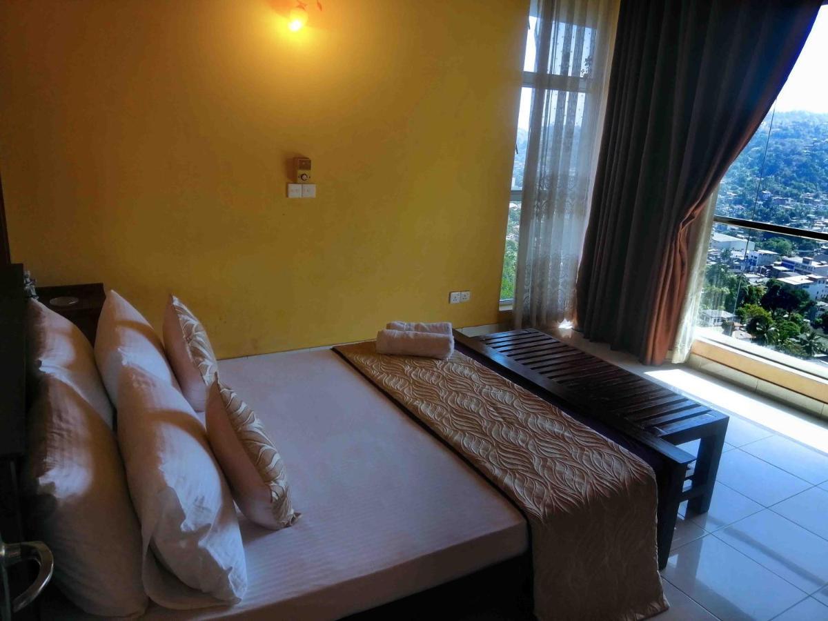 Sky Valley Otel Kandy Dış mekan fotoğraf