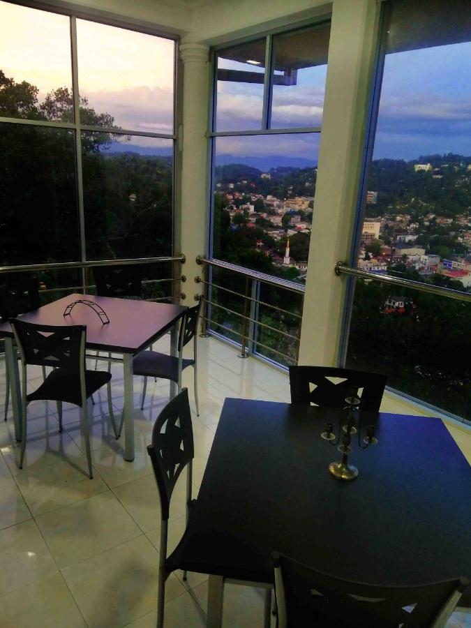 Sky Valley Otel Kandy Dış mekan fotoğraf
